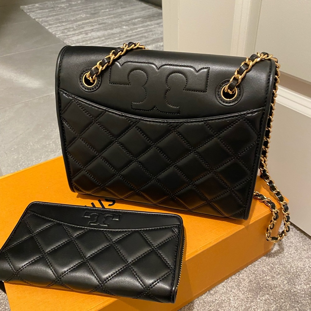 Tory Burch convertible savannah shoulder bag and wallet